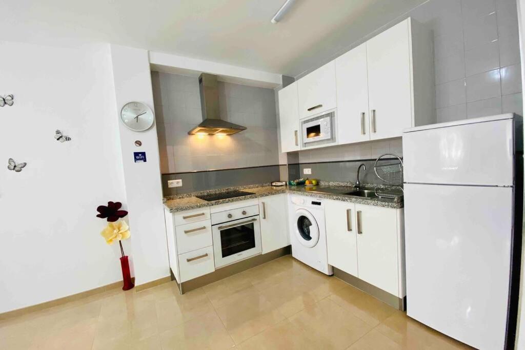 “Smile Nerja” Chic Apartment With Wifi, 4 Guests Kültér fotó